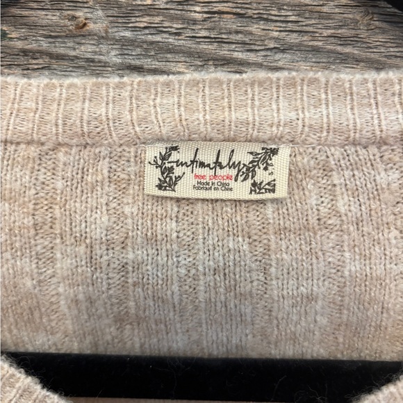 Free People Beige oversized knit sweater - Picture 7 of 7